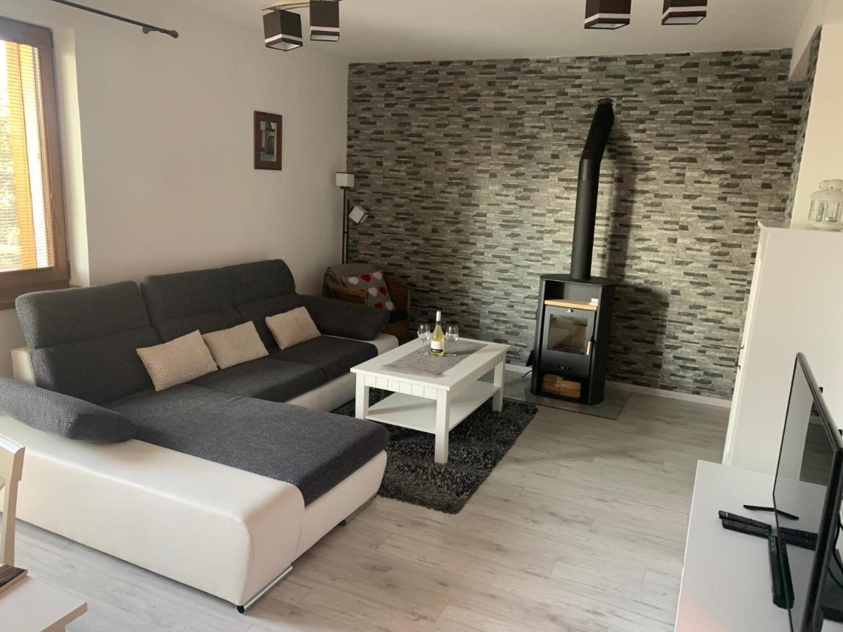 Apartman Lesnicek Stará Lesná Extérieur photo